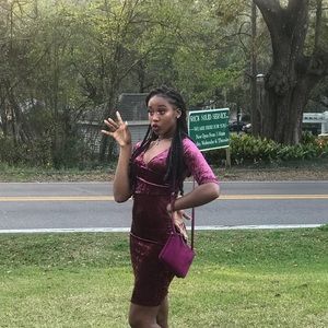 Meet your Posher, Victoria